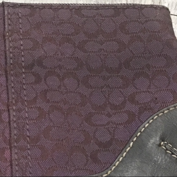 💜EUC Coach Purple Wristlet💜 - Picture 6 of 6